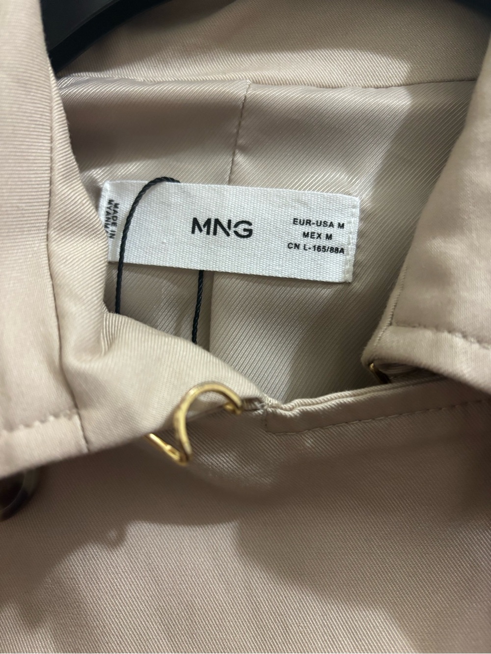 Mango Beige Double-Breasted Trench Coat With Belt View 3
